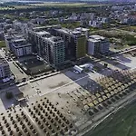 Апарт-отель Azimuth By Building Stefan - Building Stefan I Sud Нэводари