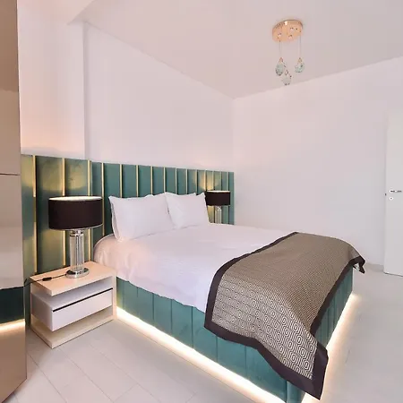 Aparthotel Building Stefan I