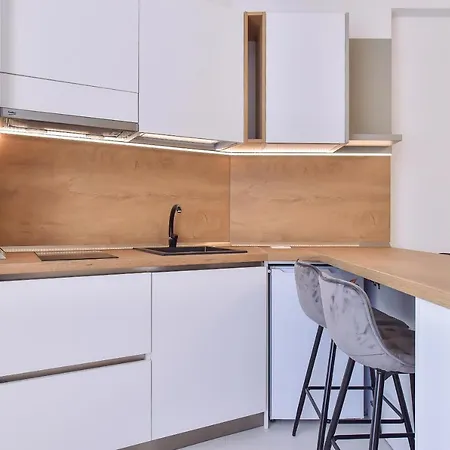 Building Stefan I Sud Нэводари