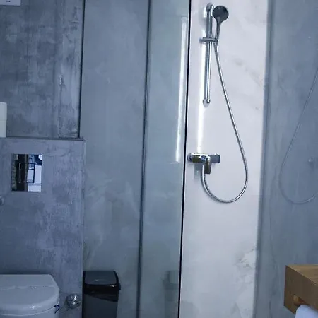 Building Stefan I Sud 3*